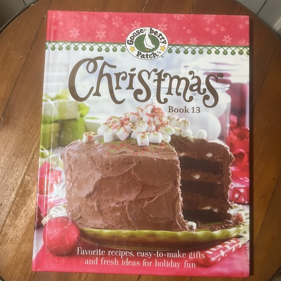 3 Goose Berry Patch Christmas cookbooks - Picture 3 of 7